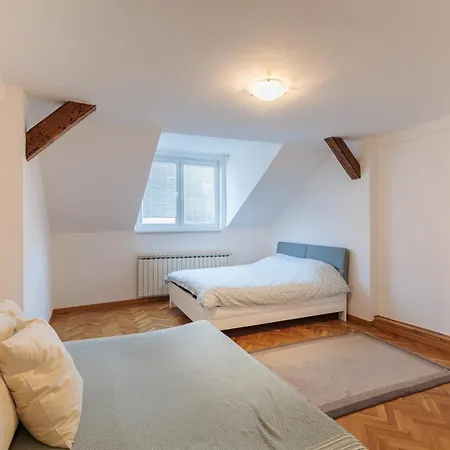 Main Street I Spacious 2bdr Apartment Sarajevo