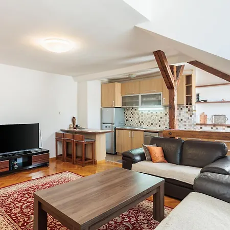 Apartment Main Street I Spacious 2bdr Sarajevo