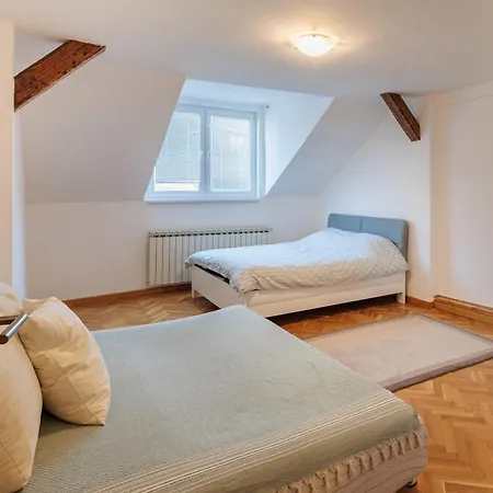 Main Street I Spacious 2bdr Apartment Sarajevo