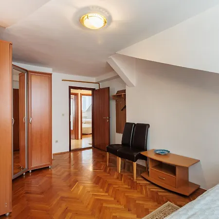 Main Street I Spacious 2bdr * Sarajevo